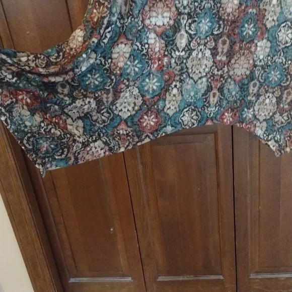 4X Catherines lightweight sweater knit top - Picture 2 of 5